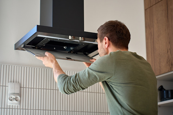 Limpeza de exaustor de cozinha