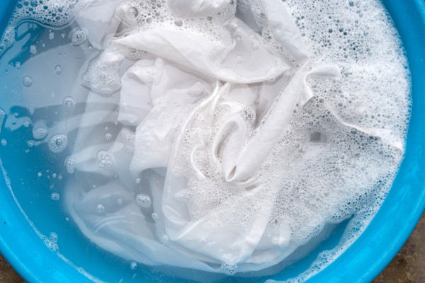 Misturinha para lavar roupa branca