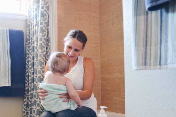 Cách chọn & bảo quản khăn quấn bé đúng cách