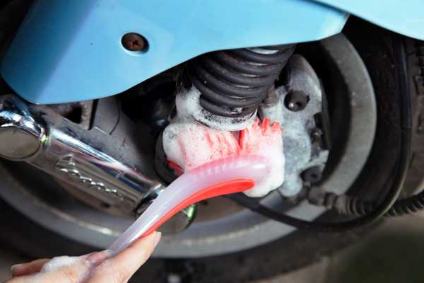 dung dịch rửa xe máy tại nhà