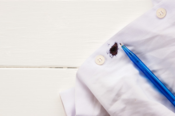 Inktvlekken verwijderen uit kleding? Bekijk onze tips! | Cleanipedia