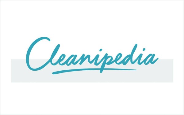 Logo "Cleanipedia" na białym tle.