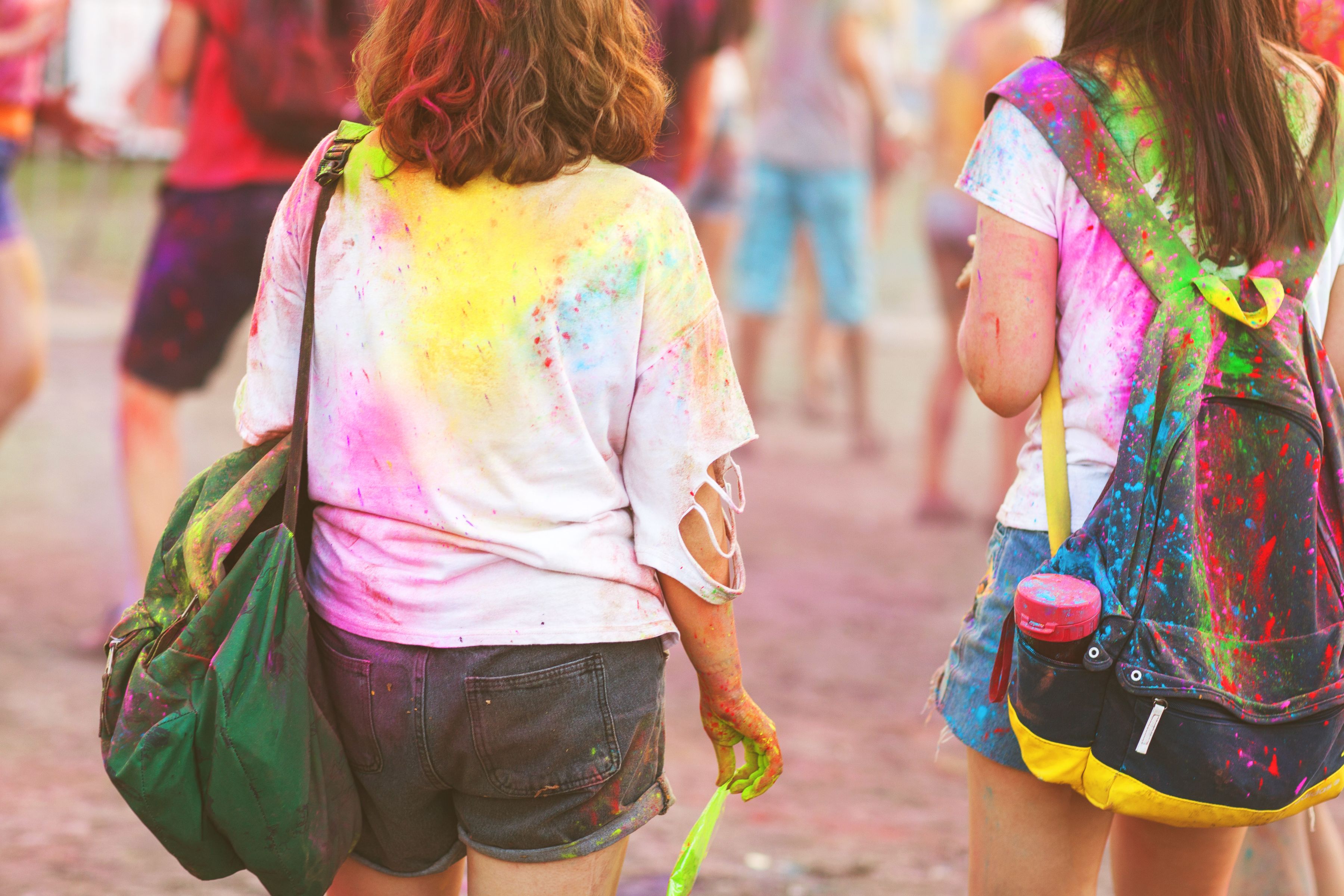 how-to-remove-holi-colour-stains-from-your-clothes-get-set-clean