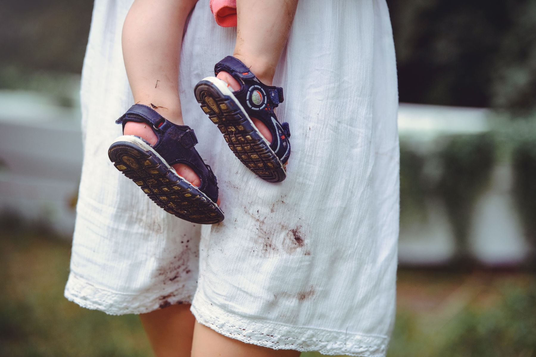 How To Remove Mud Stains From Clothes Get Rid Of Mud Stains