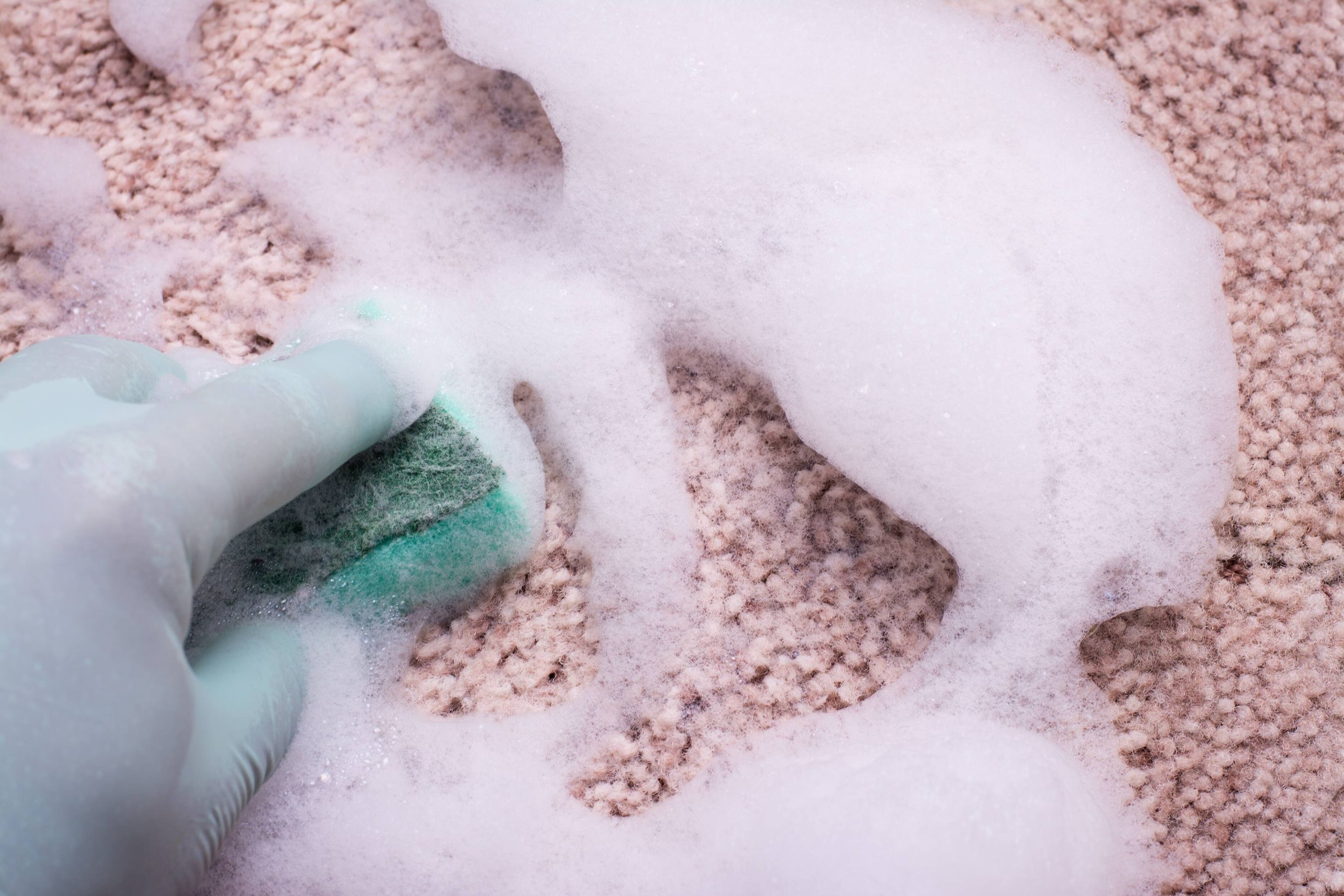 Kına Lekesi Ciltten Nasıl Çıkar Kına Lekesi Giysiden Nasıl Çıkar